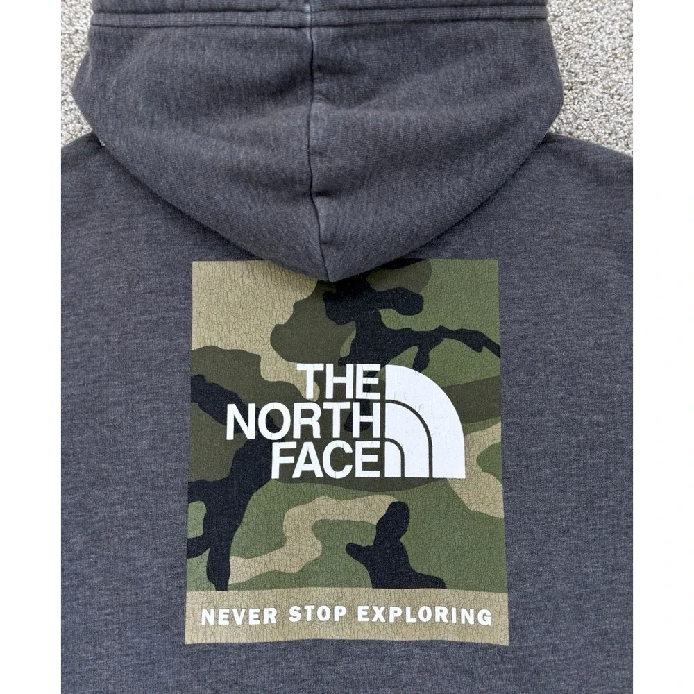 The North Face Evolution Box Camo Hoodie Men's Small Gray Pullover Sweatshirt‎